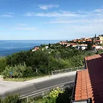 Apartmaji Orko S Pogledom Na Morje - Sea View Orko