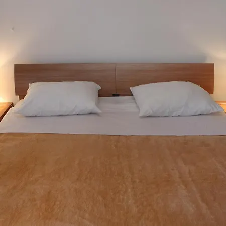 아파트 Apartmaji Orko S Pogledom Na Morje - Sea View Orko