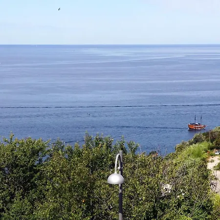 Apartmaji Orko S Pogledom Na Morje - Sea View Orko