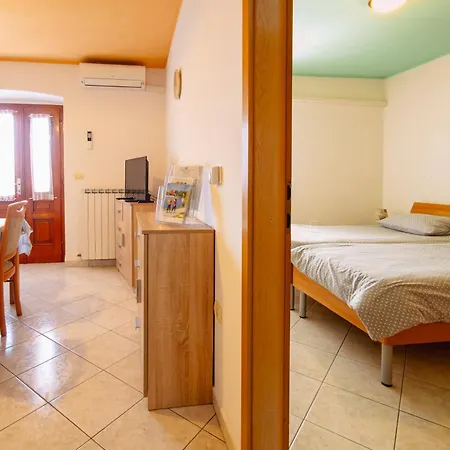 Apartmaji Orko S Pogledom Na Morje - Sea View Orko