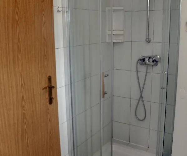 Apartmaji Orko S Pogledom Na Morje - Sea View Orko דירה